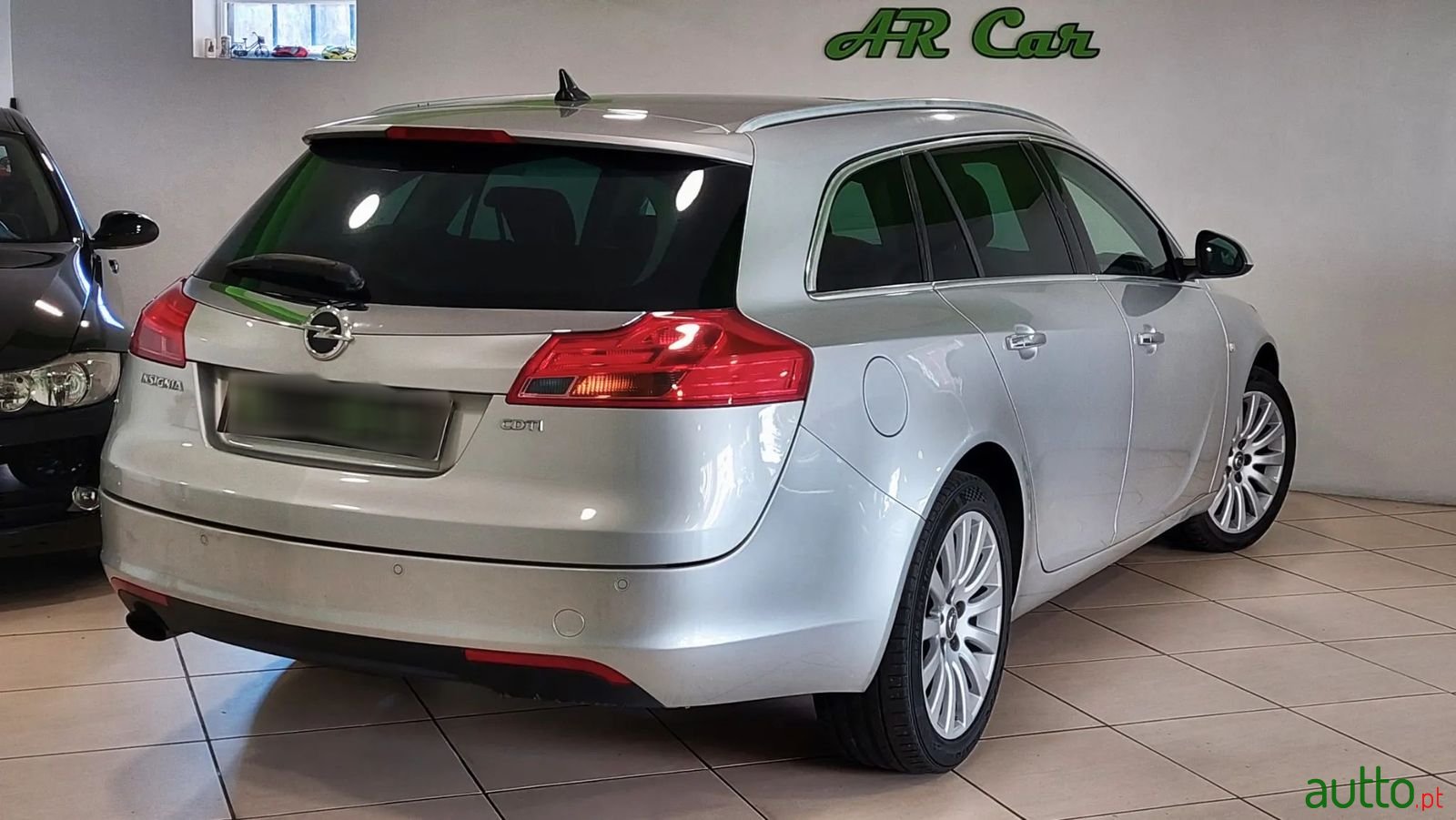 2010' Opel Insignia Sports Tourer photo #4