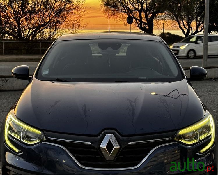 2016' Renault Megane 1.5 Dci Zen Eco photo #2