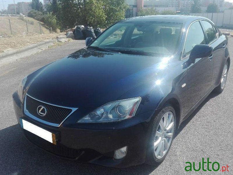 2007' Lexus Is 220 photo #1