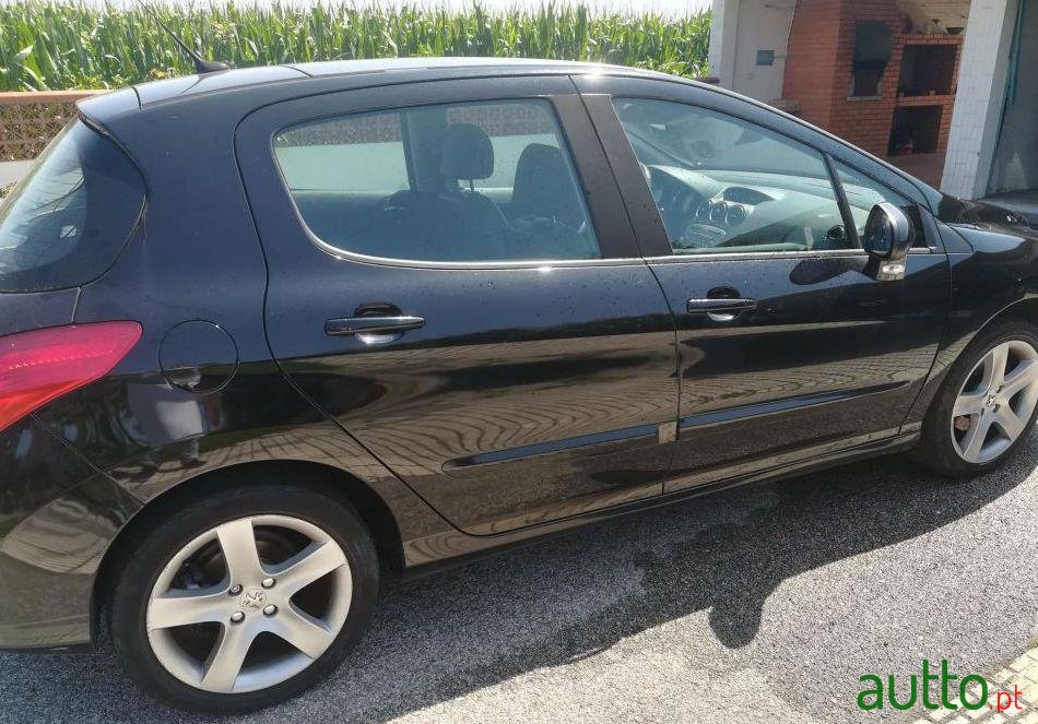 2008' Peugeot 308 photo #3