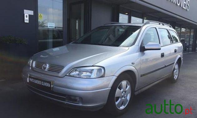 2001' Opel Astra Caravan photo #3