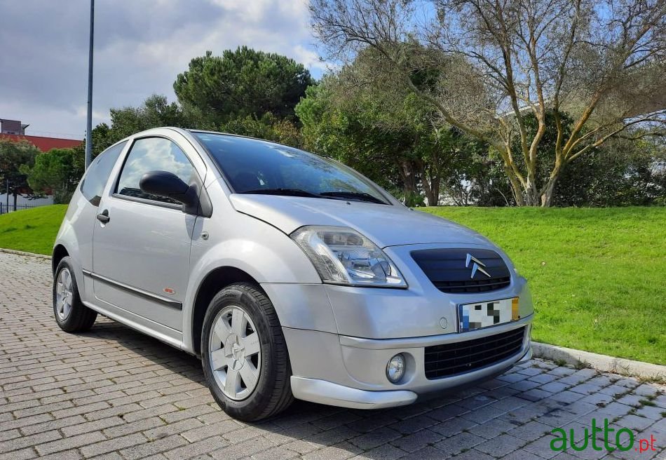 2007' Citroen C2 photo #1