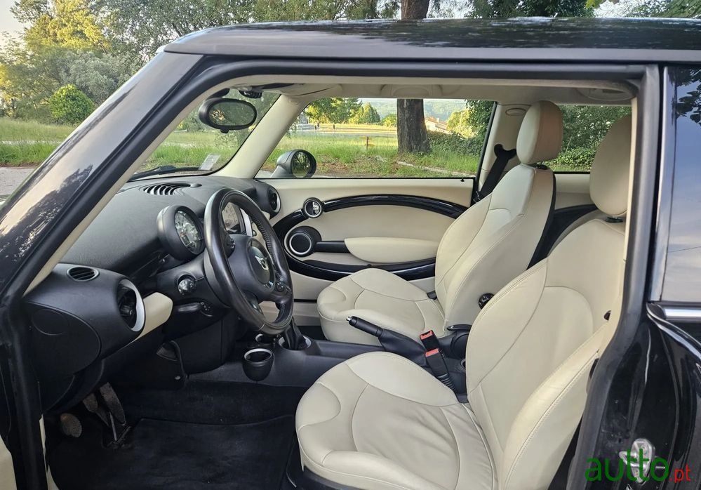 2011' MINI One 1.6 photo #2