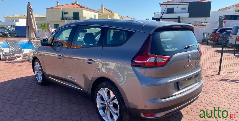 2017' Renault Grand Scenic photo #2