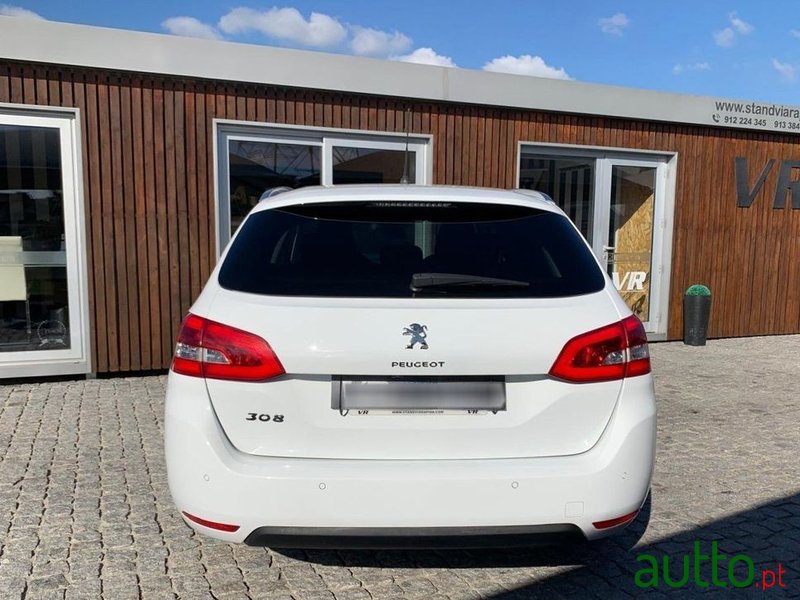 2018' Peugeot 308 Sw photo #5