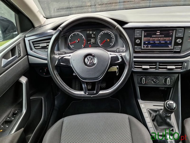 2018' Volkswagen Polo 1.0 Trendline photo #5