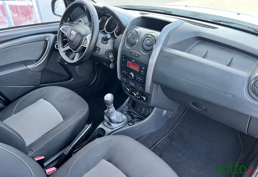 2017' Dacia Duster photo #3