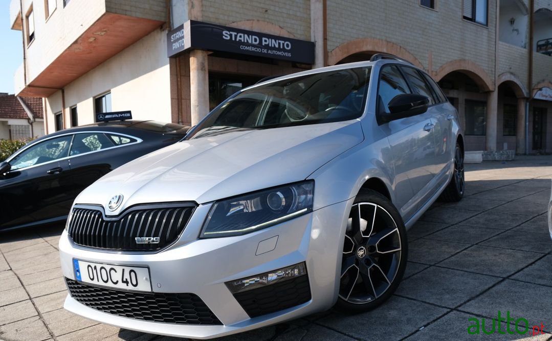2013' Skoda Octavia Break photo #1