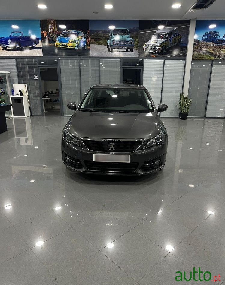 2018' Peugeot 308 Sw photo #1