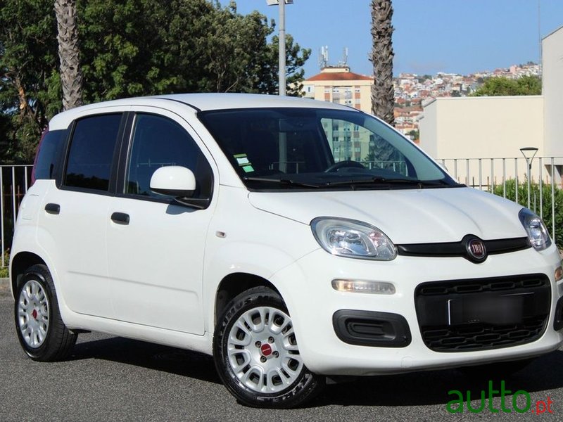 2019' Fiat Panda photo #1