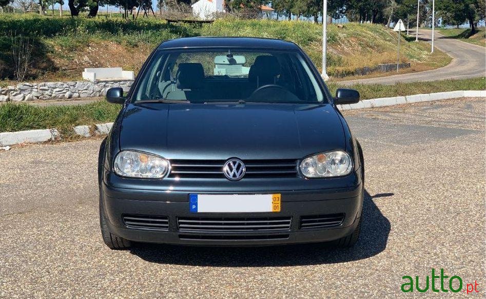 2003' Volkswagen Golf 1.9 Tdi photo #3