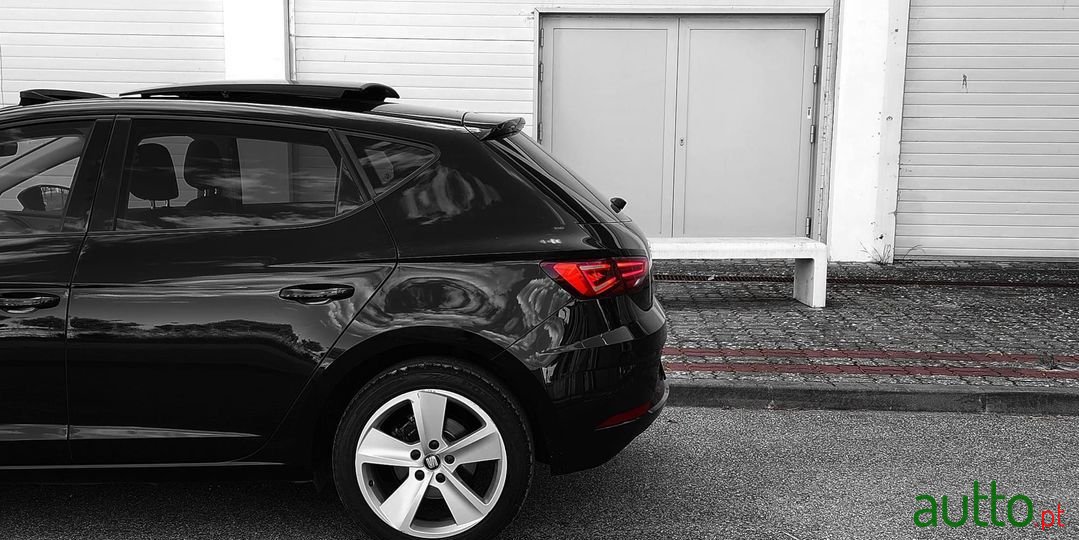 2019' SEAT Leon photo #3