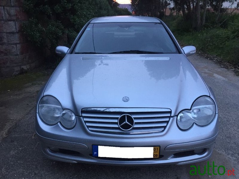 2001' Mercedes-Benz C-180 photo #2