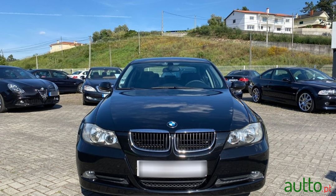 2008' BMW 320 photo #2