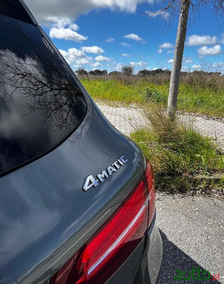 2016' Mercedes-Benz Classe Glc D 4-Matic photo #5