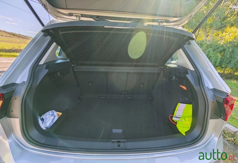 2017' Volkswagen Tiguan 2.0 Tdi R-Line photo #6