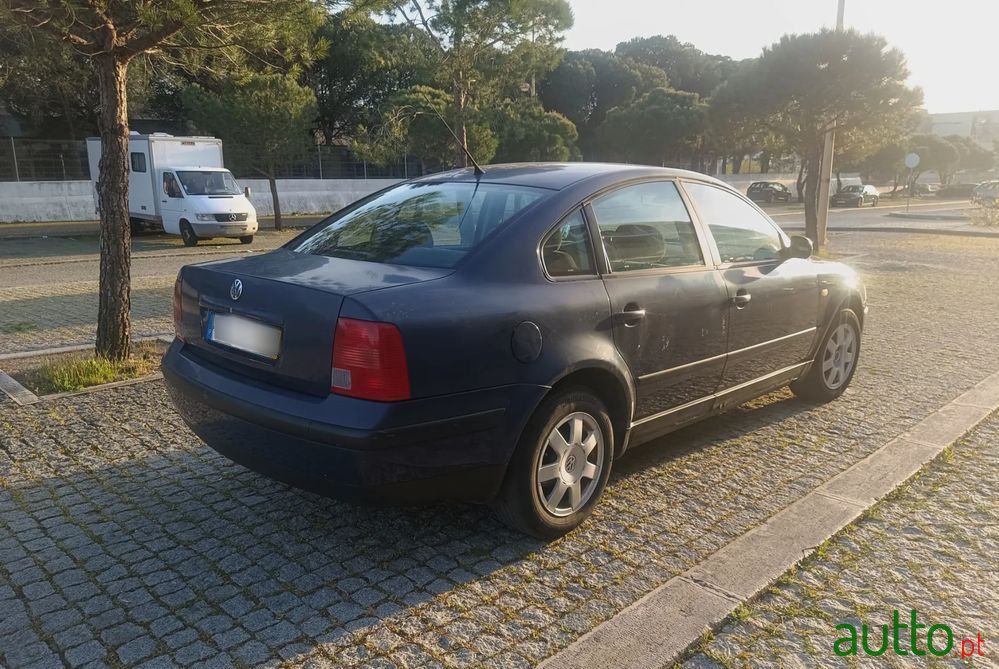 1997' Volkswagen Passat 1.9 Cl Tdi photo #2