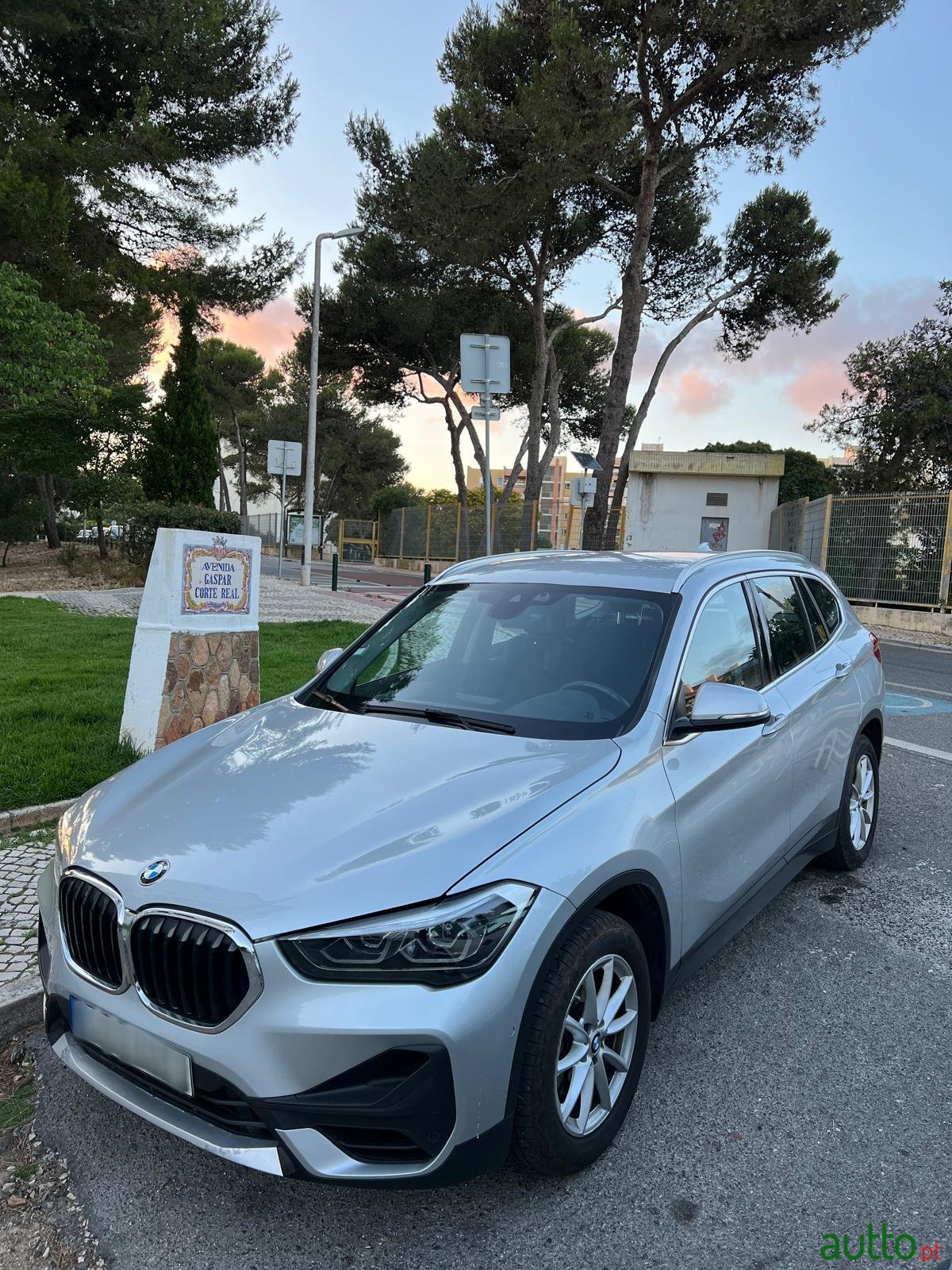 2019' BMW X1 18 d sDrive photo #2