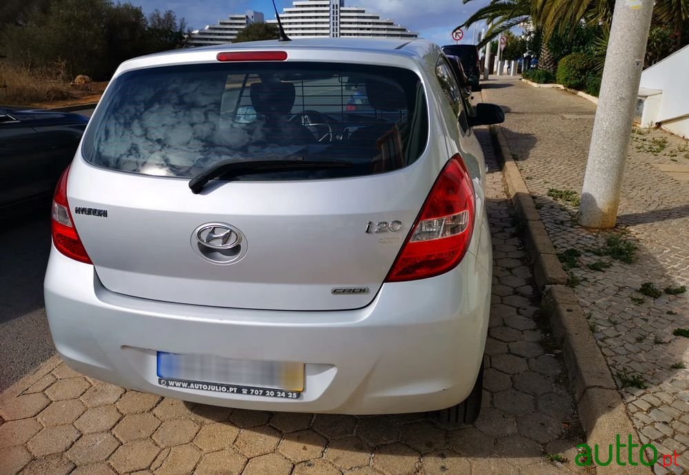 2010' Hyundai i20 photo #2