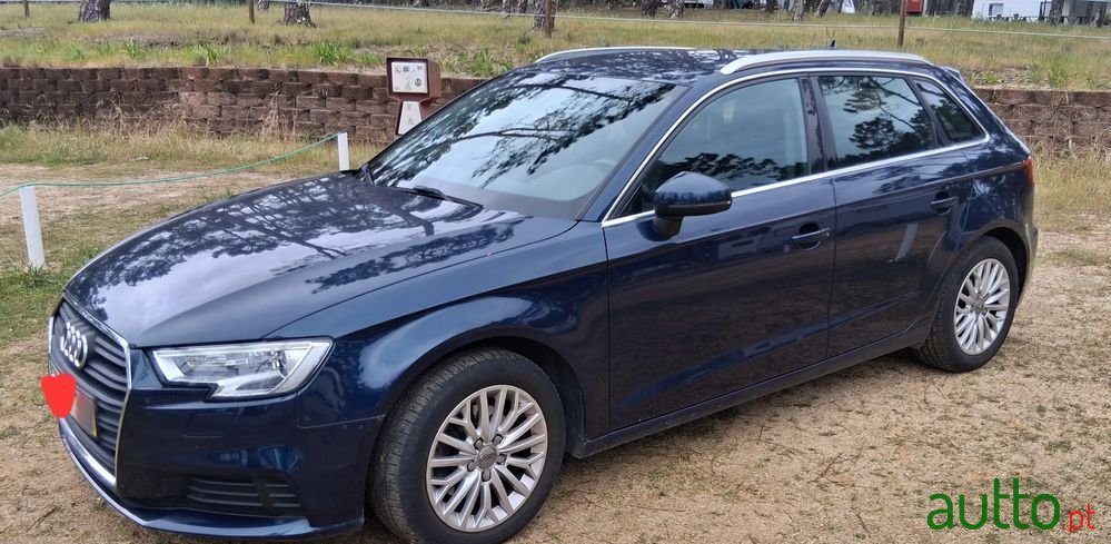 2017' Audi A3 Sportback photo #1