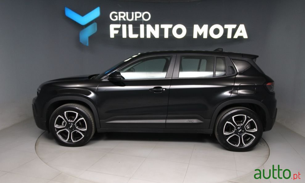 2024' Jeep Avenger photo #5