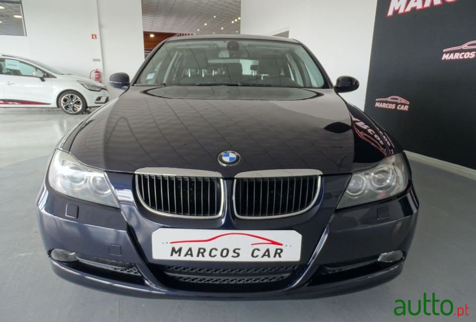 2007' BMW 320 Touring photo #2