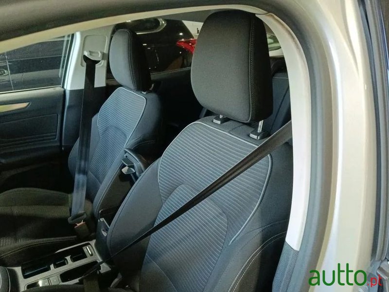 2020' Ford Focus Sw photo #4