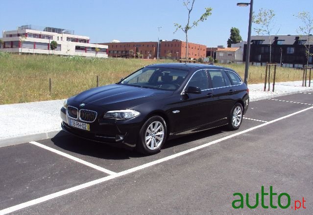 2012' BMW 525 photo #1