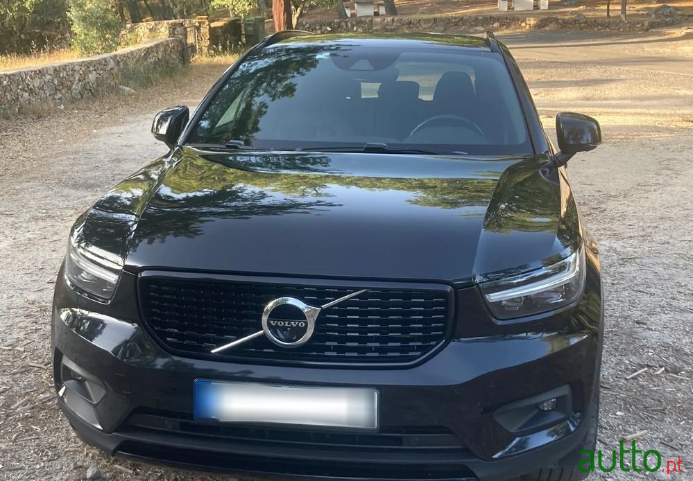 2020' Volvo Xc 40 photo #3