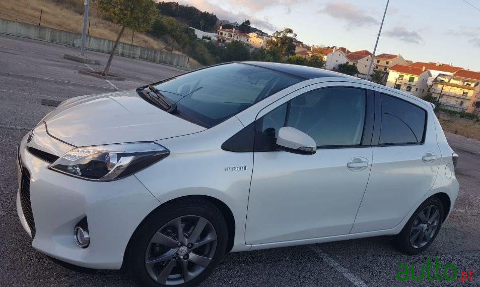 2014' Toyota Yaris photo #1