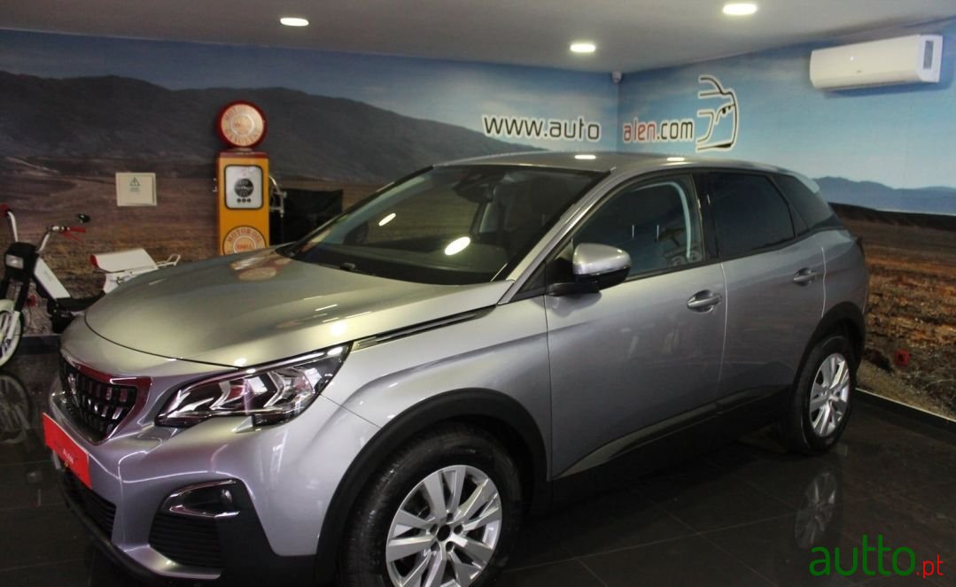 2018' Peugeot 3008 photo #1