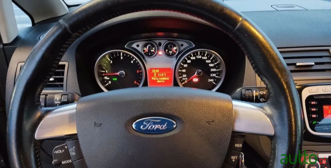 2009' Ford C-MAX photo #4