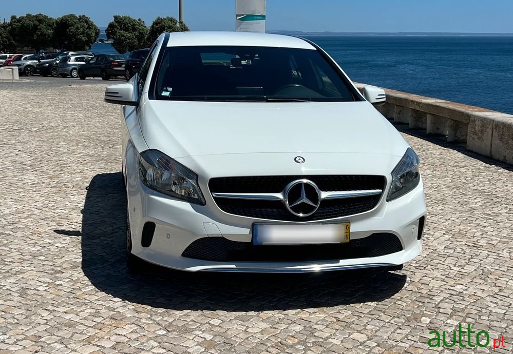 2016' Mercedes-Benz A 180 photo #5