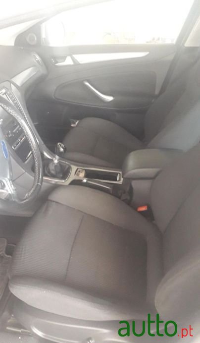 2010' Ford Mondeo Sw photo #6