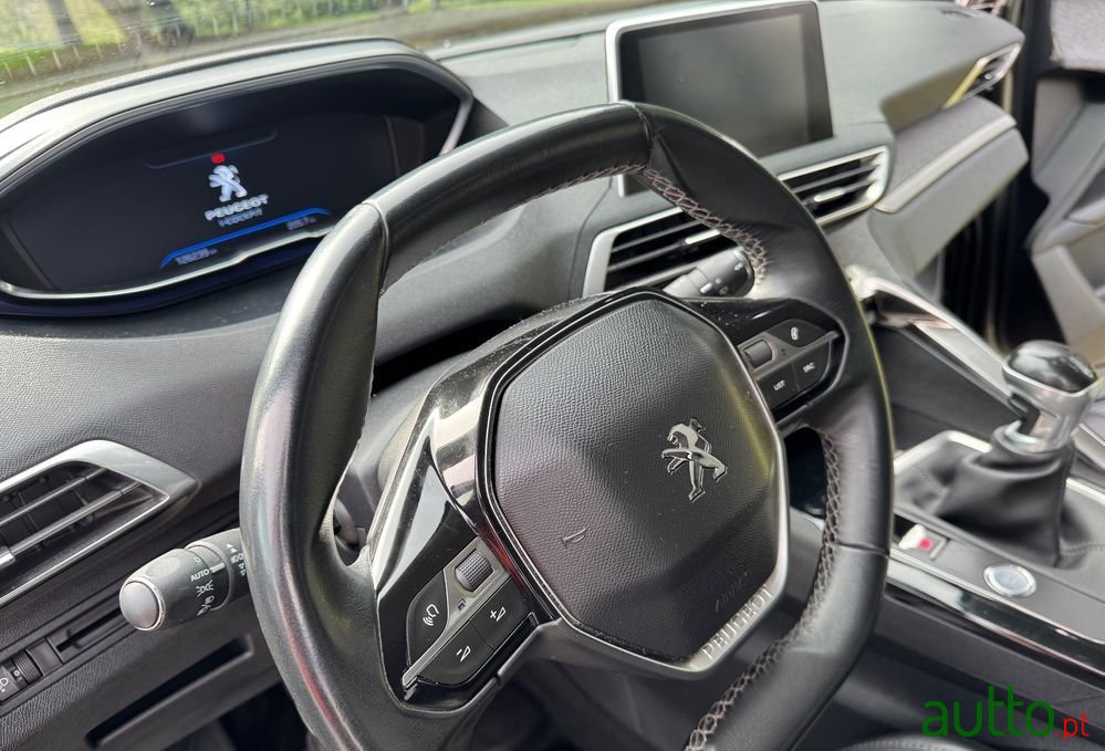 2016' Peugeot 3008 photo #6