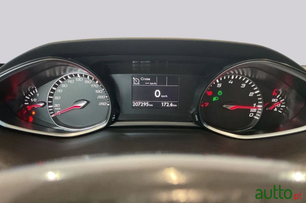 2018' Peugeot 308 Sw photo #6