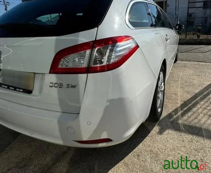 2014' Peugeot 508 Sw photo #6