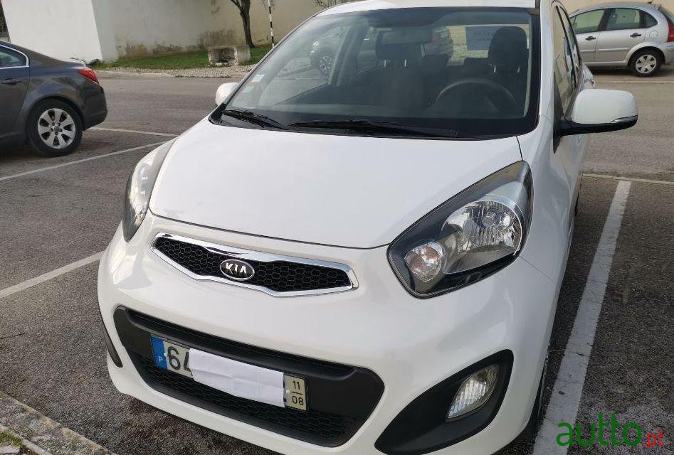 2011' Kia Picanto photo #1