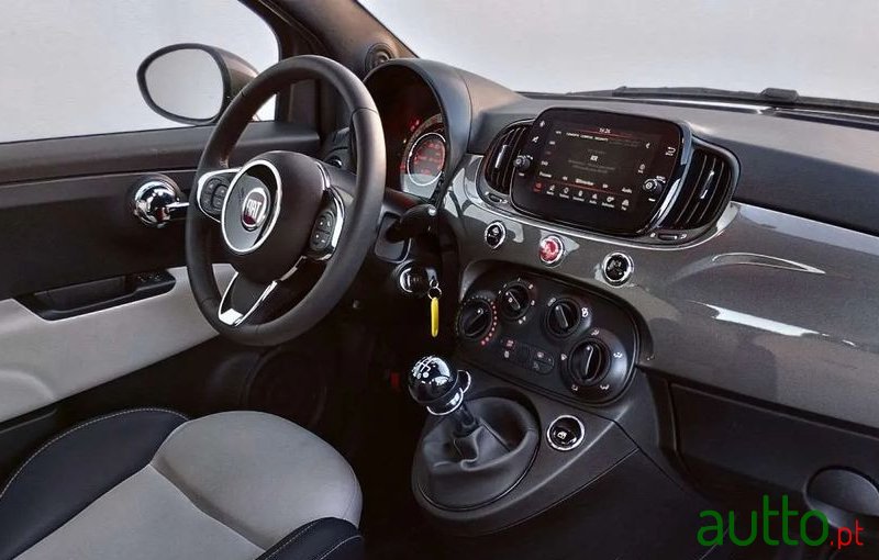 2022' Fiat 500C photo #4