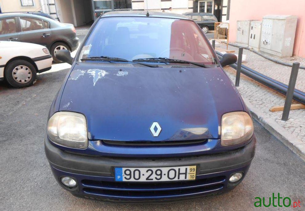 1999' Renault Clio 1.2 RT photo #3
