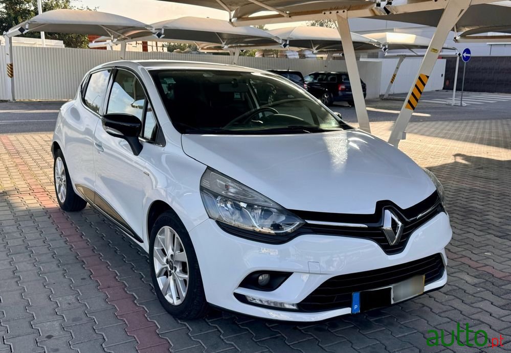 2019' Renault Clio 1.0 Tce Limited photo #1
