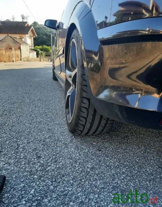 2007' Opel Astra Gtc photo #2