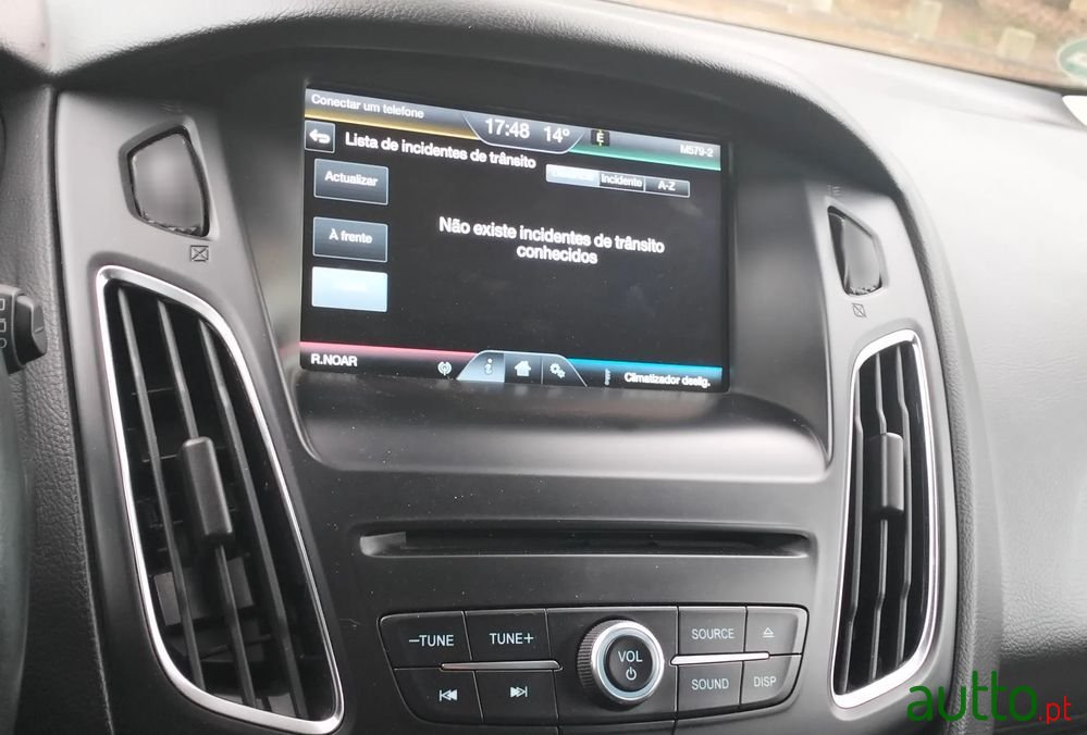 2015' Ford Focus Sw photo #6