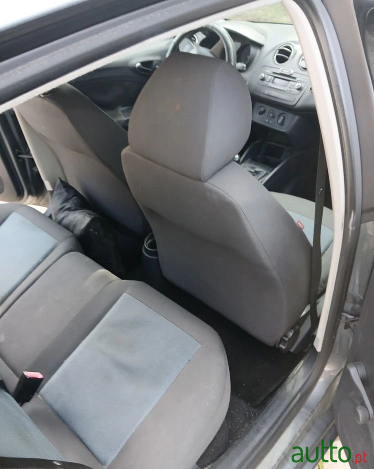 2015' SEAT Ibiza 1.2 12V I-Tech photo #6