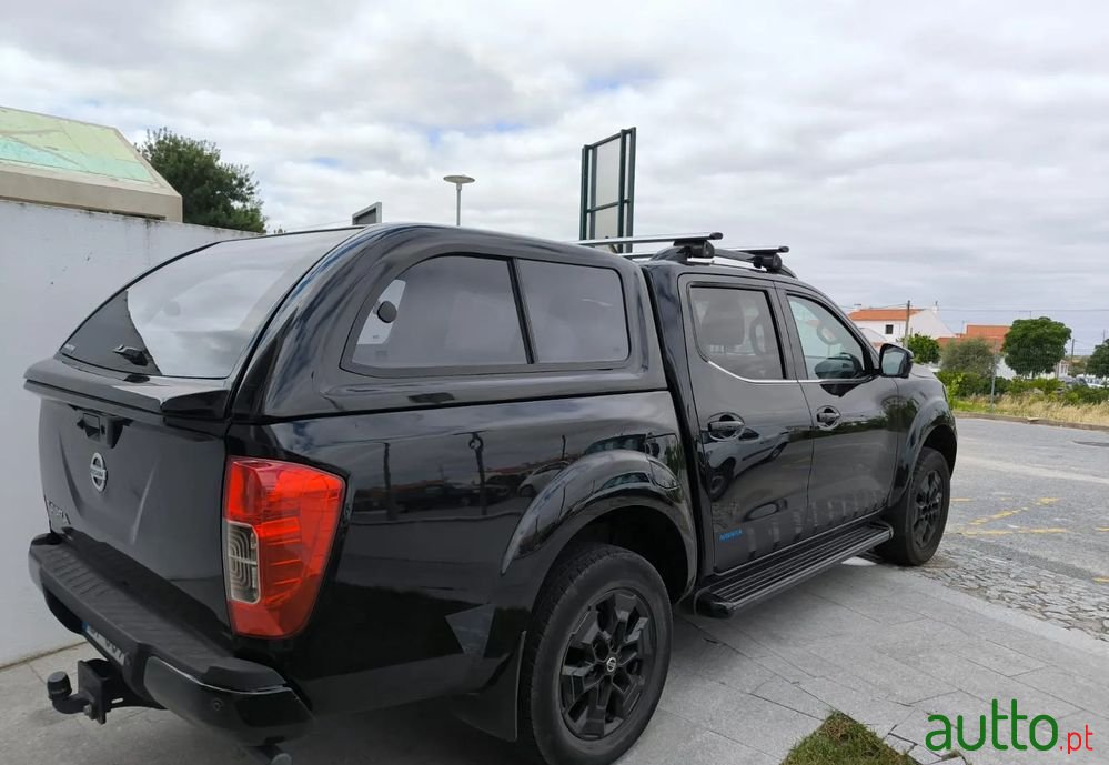 2021' Nissan Navara photo #2