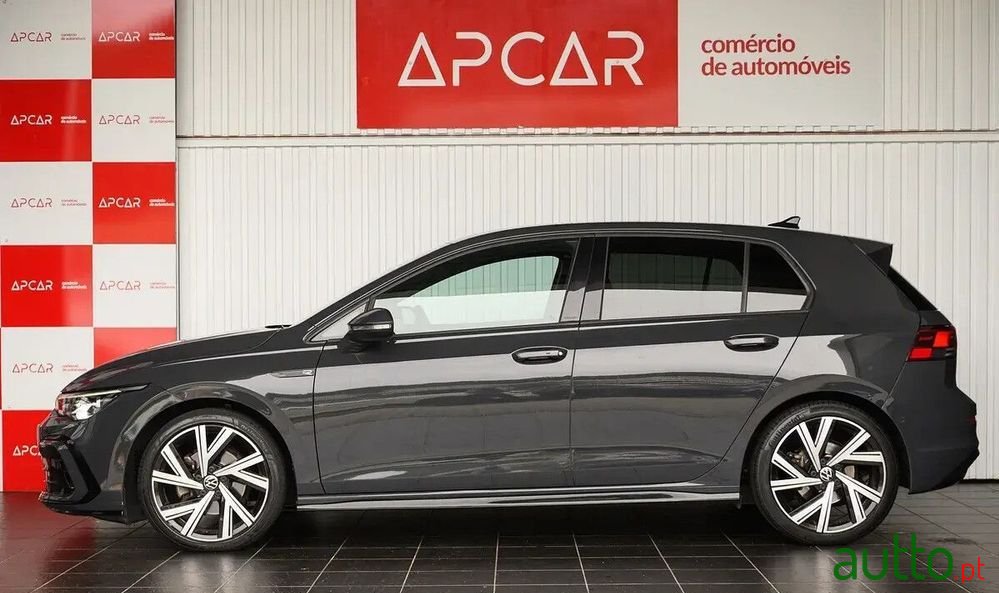 2022' Volkswagen Golf photo #6