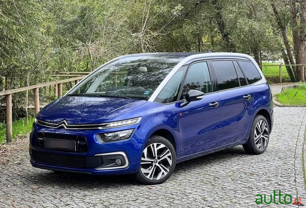 2019' Citroen Grand C4 SpaceTourer photo #1
