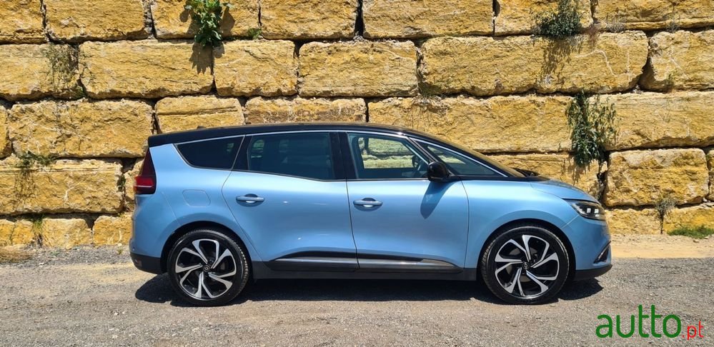 2019' Renault Grand Scenic photo #4
