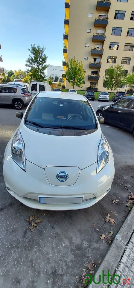 2016' Nissan Leaf photo #2