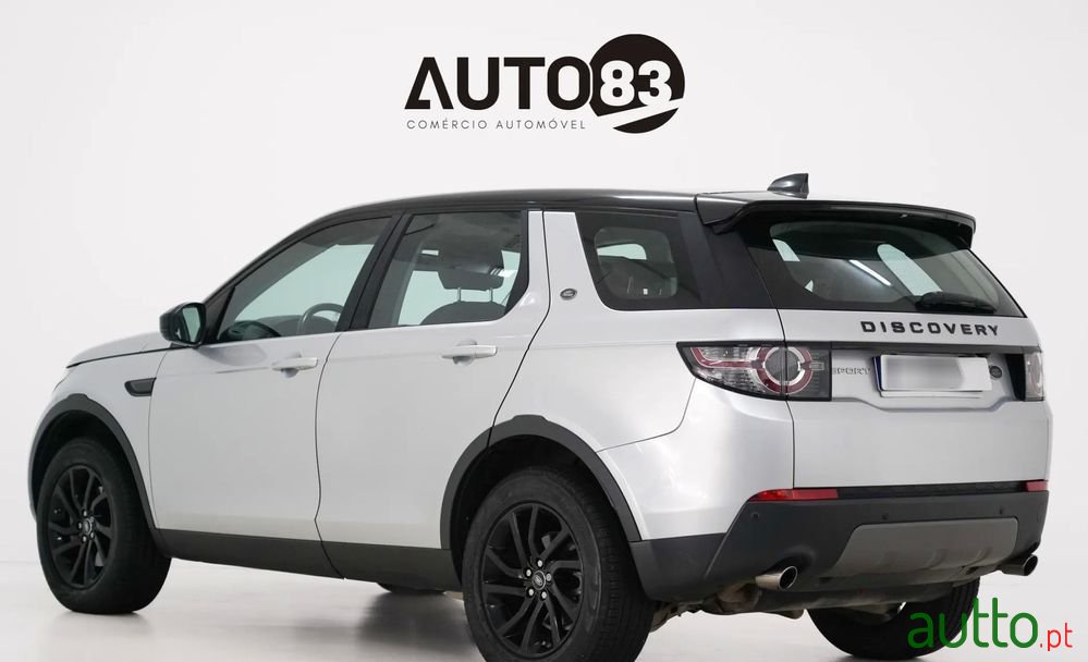 2016' Land Rover Discovery Sport photo #3